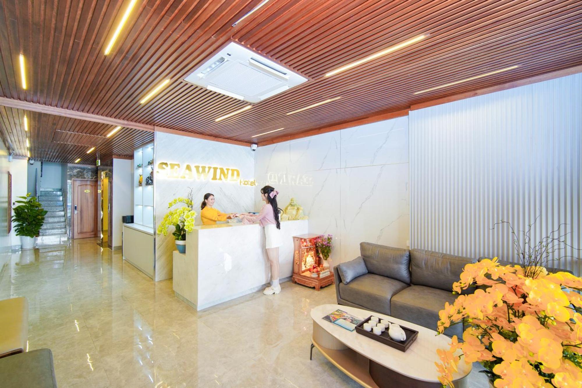 Sea Wind Hotel By Thg Da Nang Bagian luar foto