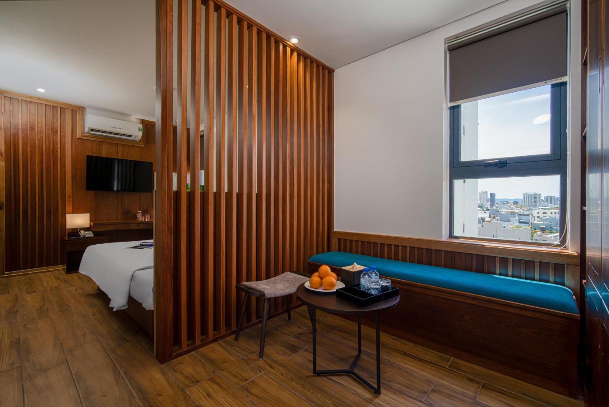 Sea Wind Hotel By Thg Da Nang Bagian luar foto